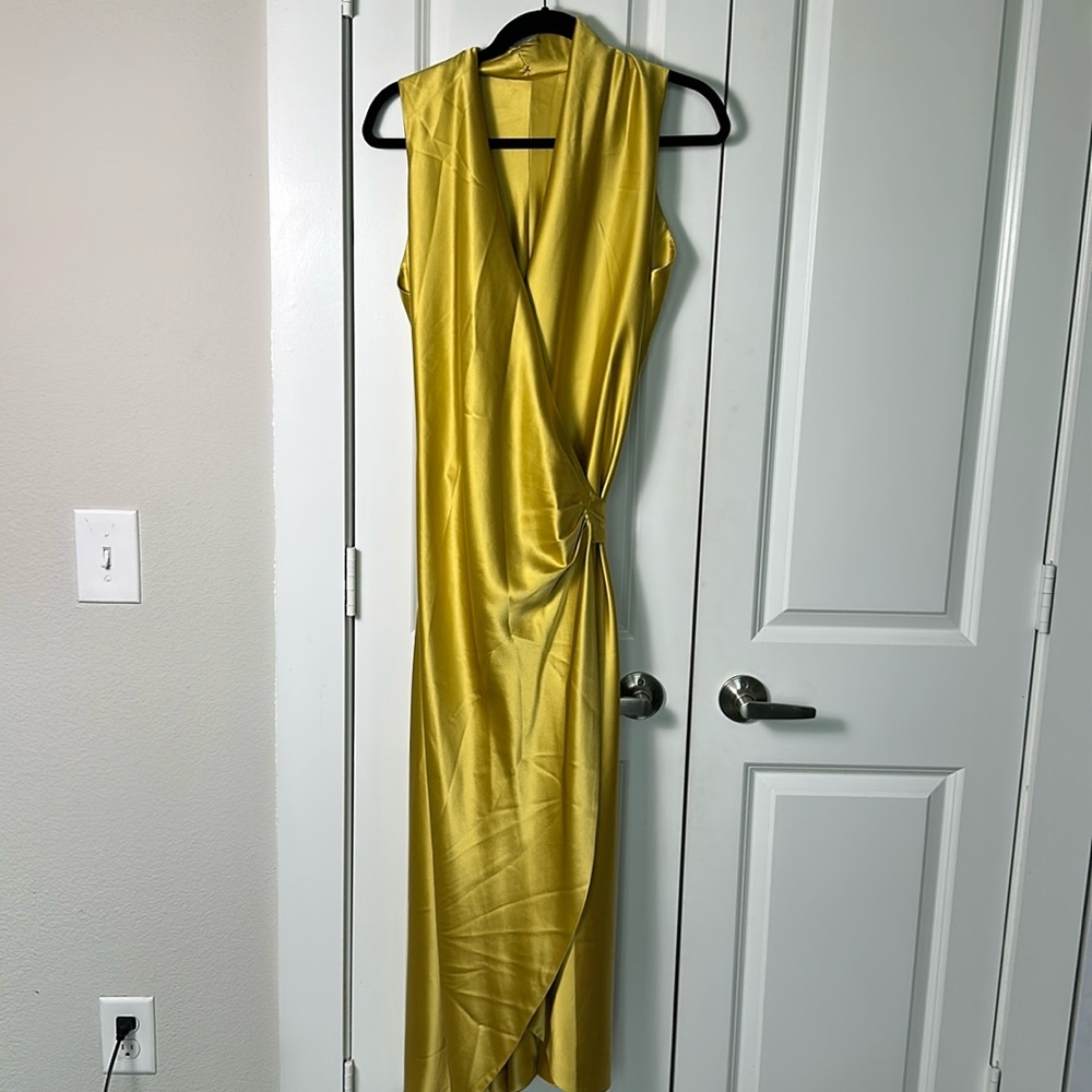 PERI.A Sleeveless Niki Dress
